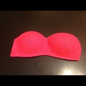 PINK Victoria’s Secret Strapless Lace Bra Small